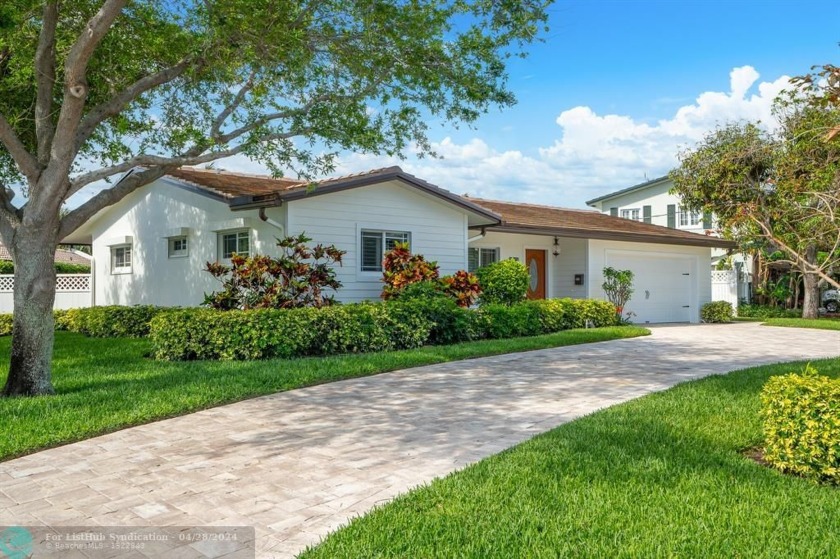 You'll only need to bring your flip flops, fishing poles - Beach Home for sale in Pompano Beach, Florida on Beachhouse.com