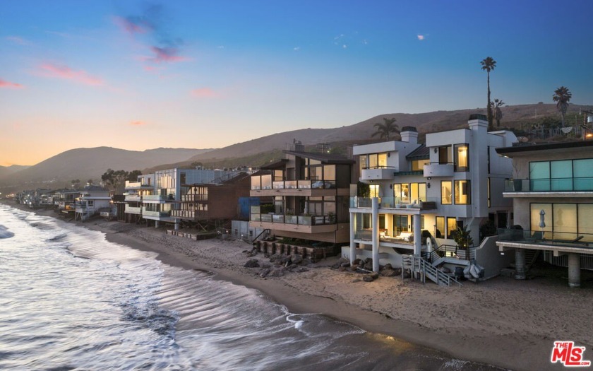 Experience coastal luxury with this exceptional property - Beach Home for sale in Malibu, California on Beachhouse.com