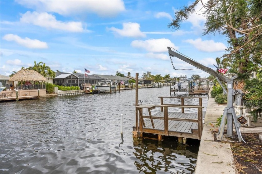 As Is 3 br 2 bath waterfront home ready for your renovations or - Beach Home for sale in St. Petersburg, Florida on Beachhouse.com