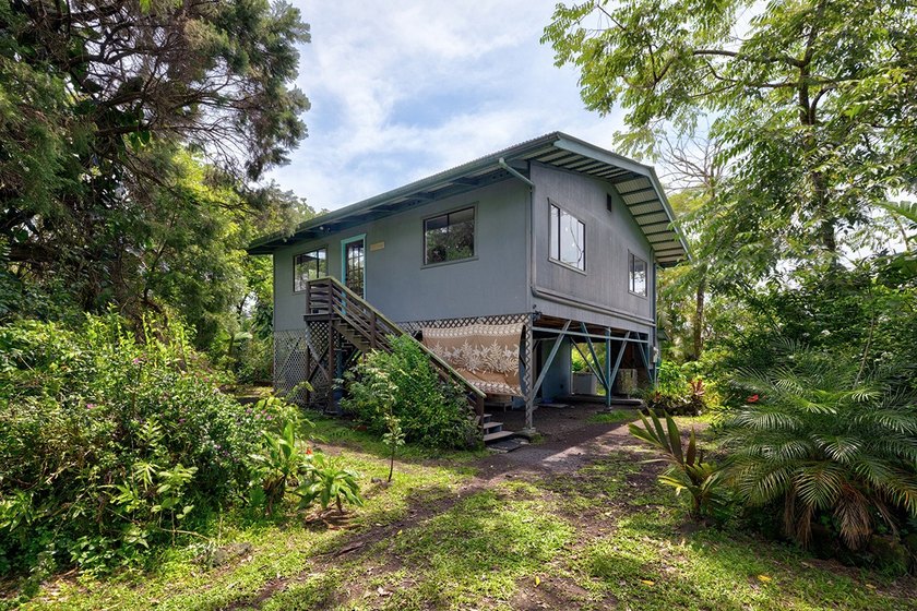 Cozy and private 2-bedroom, 2-bath home located on desirable & - Beach Home for sale in Keaau, Hawaii on Beachhouse.com