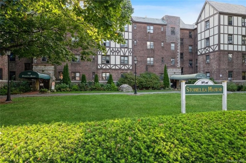 This is your chance to own an affordable one-bedroom unit - Beach Home for sale in New Rochelle, New York on Beachhouse.com