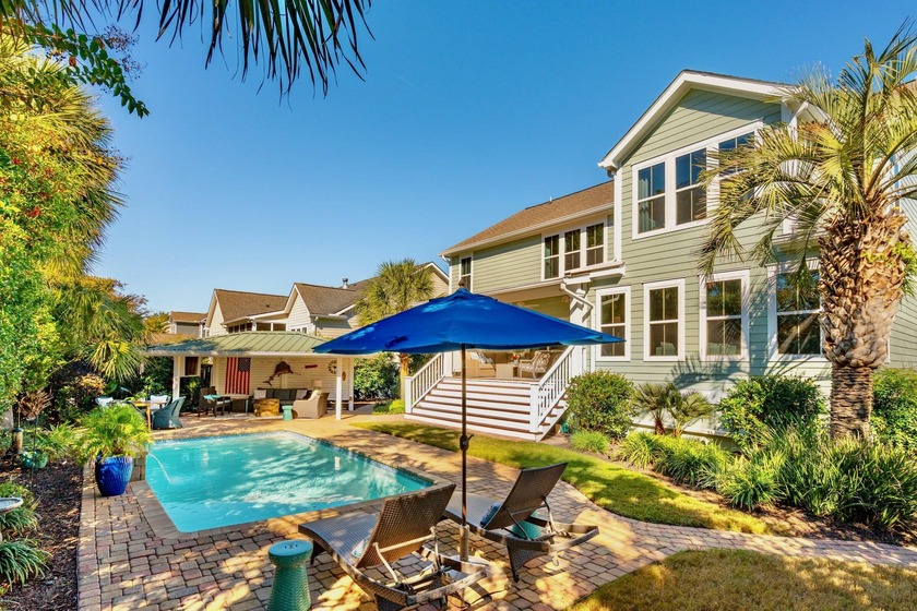 Step inside 1333 Scotts Creek Circle and discover an - Beach Home for sale in Mount Pleasant, South Carolina on Beachhouse.com