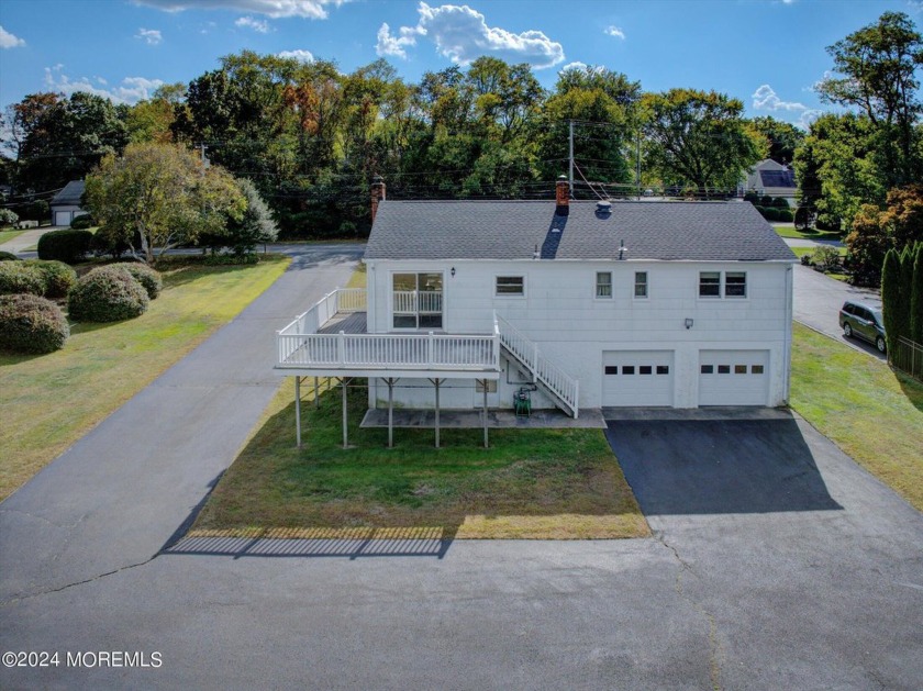 AMAZING PROPERTY!
SET BACK OFF BELMAR BOULEVARD, OVERSIZED LOT - Beach Home for sale in Wall, New Jersey on Beachhouse.com