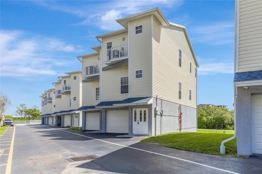 Discover beachside living at its finest in this beautiful - Beach Townhome/Townhouse for sale in Indian Shores, Florida on Beachhouse.com