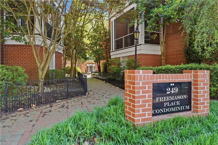 Wonderful downtown living in the historic Freemason neighborhood - Beach Condo for sale in Norfolk, Virginia on Beachhouse.com