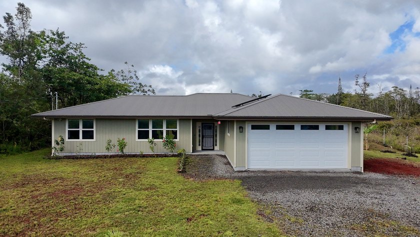 Welcome to 15-2064 30th Ave in Hawaiian Paradise Park! Located - Beach Home for sale in Keaau, Hawaii on Beachhouse.com