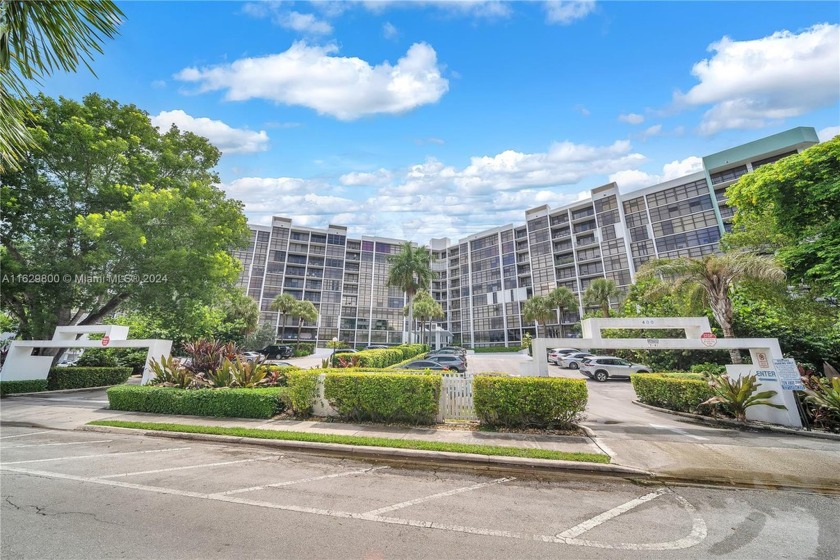 Welcome to this 2-bed, 2-bath condo with its floor-to-ceiling - Beach Condo for sale in Hallandale Beach, Florida on Beachhouse.com