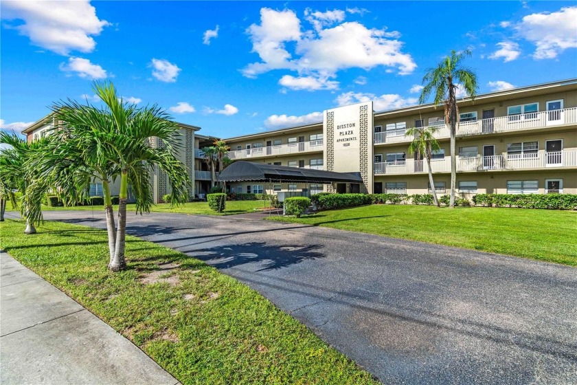 Welcome to your beautifully renovated completely 2-bedroom - Beach Condo for sale in St. Petersburg, Florida on Beachhouse.com
