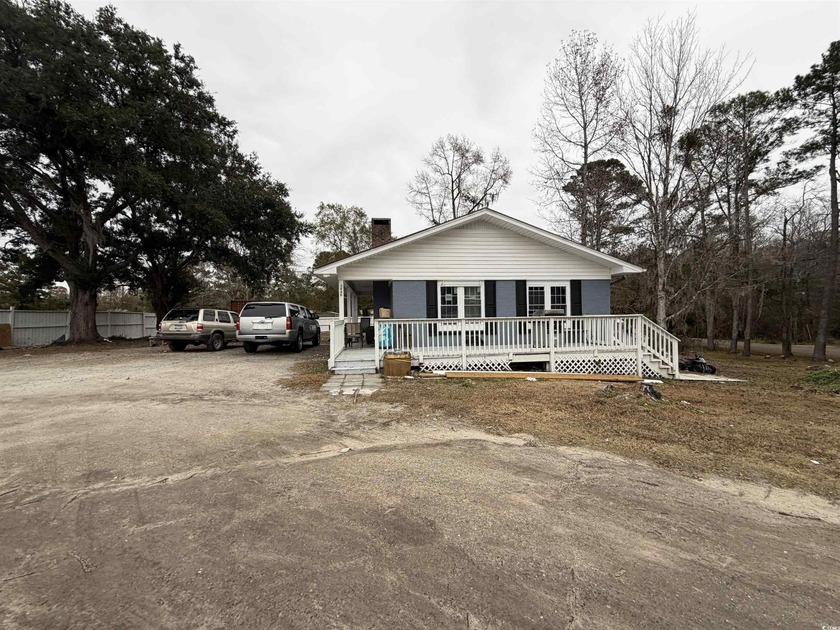 Beautifully Renovated Single-Level Home on a Spacious Acre Lot - Beach Home for sale in Myrtle Beach, South Carolina on Beachhouse.com