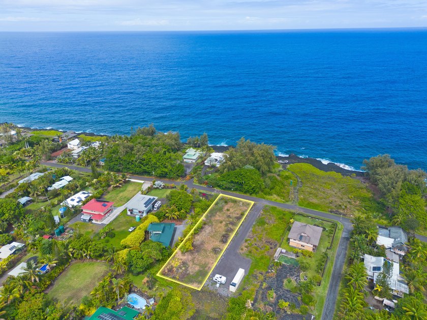 Expansive Ocean View Lot on Paradise Ala Kai Dr - Hawaiian - Beach Lot for sale in Keaau, Hawaii on Beachhouse.com