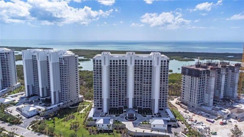Welcome home to unit 302 in Tower 400, recently completed and - Beach Condo for sale in Naples, Florida on Beachhouse.com