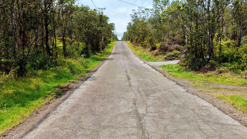 Build Your Vision: 20,000 Sq. Ft. Flag Lot Opportunity awaits on - Beach Lot for sale in Volcano, Hawaii on Beachhouse.com