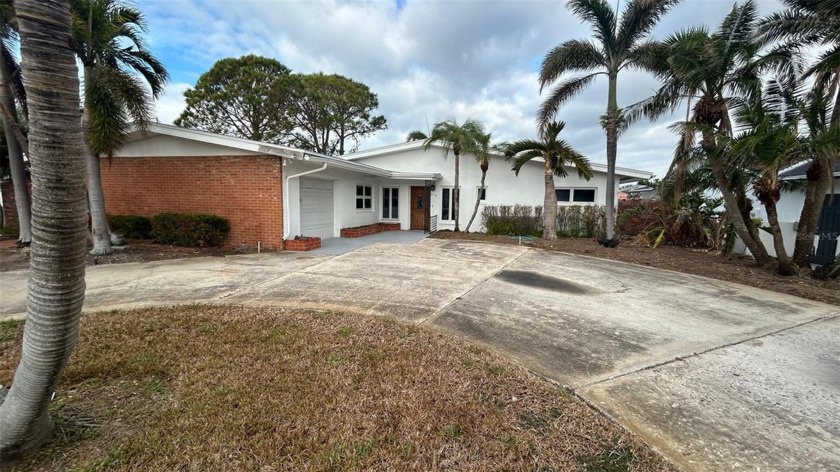 Great location on St. Pete Beach in Bahia Shores. Home flooded - Beach Home for sale in ST Pete Beach, Florida on Beachhouse.com