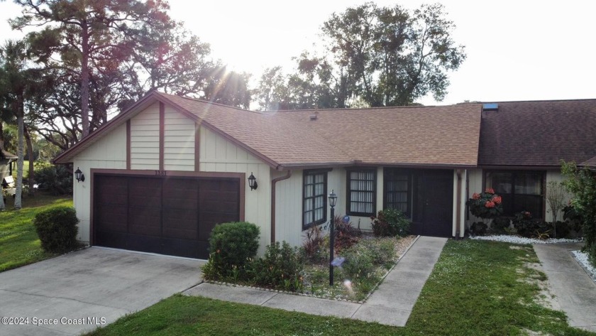 Discover this beautifully updated 2-bedroom, 2-bath patio home - Beach Home for sale in Rockledge, Florida on Beachhouse.com