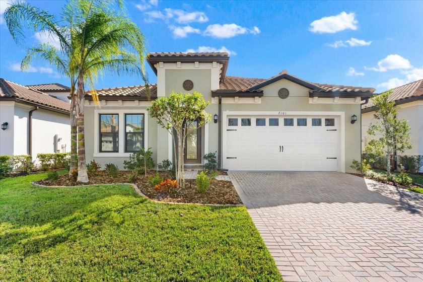 Ready to experience resort-style living at its finest? Look no - Beach Home for sale in Palmetto, Florida on Beachhouse.com