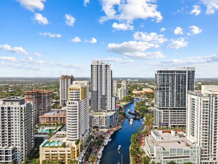 Impeccably renovated riverfront Madison on the 33rd floor with - Beach Condo for sale in Fort Lauderdale, Florida on Beachhouse.com