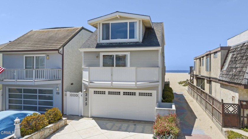 Oceanfront Living at Silver Strand Beach!This stunning - Beach Home for sale in Oxnard, California on Beachhouse.com