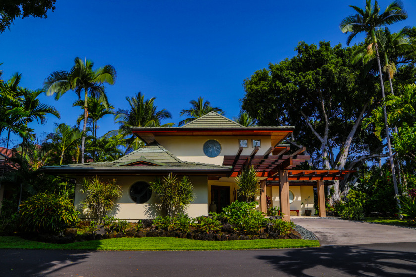 Alii Point - Luxury Villa in Private Oceanfront - Beach Vacation Rentals in Kailua Kona, Hawaii on Beachhouse.com