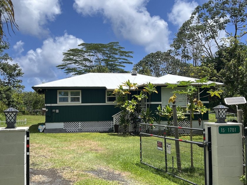 Seller financing available on this plantation style 3-bedroom - Beach Home for sale in Keaau, Hawaii on Beachhouse.com
