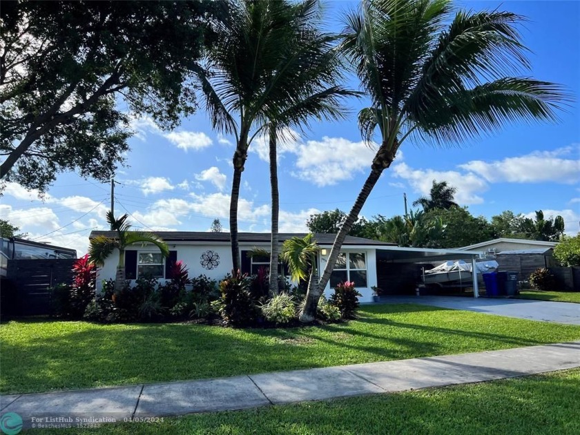 SELLER OFFERING $5K CREDIT TOWARDS CLOSING COSTS. Welcome to - Beach Home for sale in Hollywood, Florida on Beachhouse.com