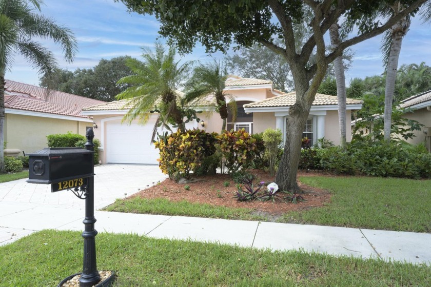 Bright and spacious home in sought after Estates of Westchester - Beach Home for sale in Boynton Beach, Florida on Beachhouse.com