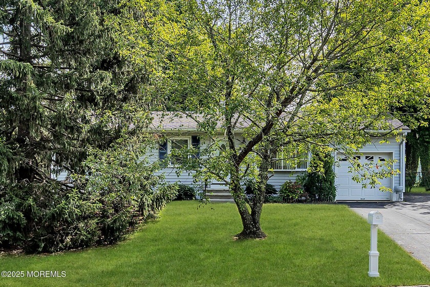 WOW! This desirable Sylvan Lake ranch is newly remodeled & ready - Beach Home for sale in Bayville, New Jersey on Beachhouse.com