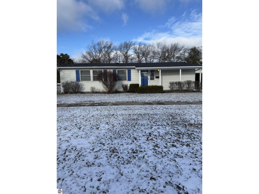 A lovely ranch home in the quiet neighborhood of The Villages of - Beach Home for sale in Oscoda, Michigan on Beachhouse.com