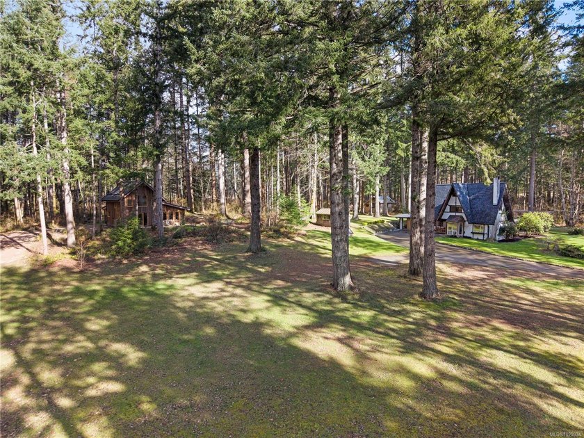 Introducing 2138 Left Road, a rare and enchanting storybook - Beach Home for sale in Courtenay, British Columbia on Beachhouse.com