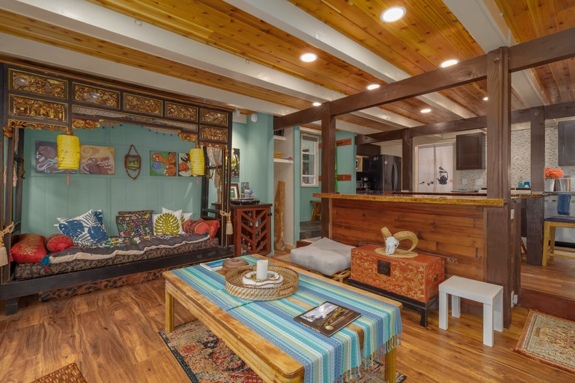 The Summit House is perfect for a large, multi-generational - Beach Home for sale in Volcano, Hawaii on Beachhouse.com