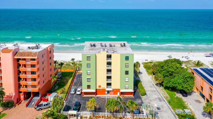 Pointe Condominium - Beach Vacation Rentals in Indian Shores, Florida on Beachhouse.com
