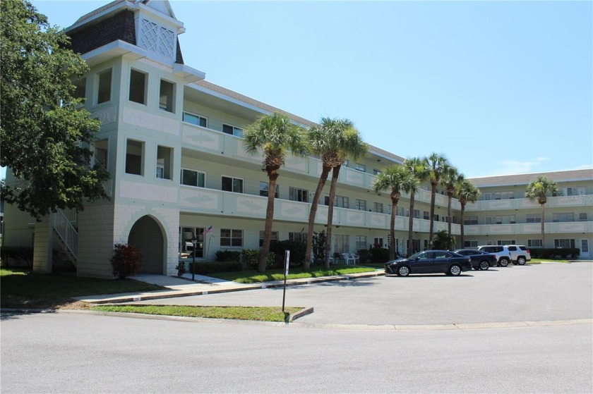 Welcome to this beautifully renovated unit in 2024.  This is a - Beach Condo for sale in Clearwater, Florida on Beachhouse.com