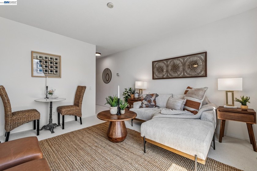 Welcome to 811 York Street, Unit 326, an inviting studio in - Beach Condo for sale in Oakland, California on Beachhouse.com