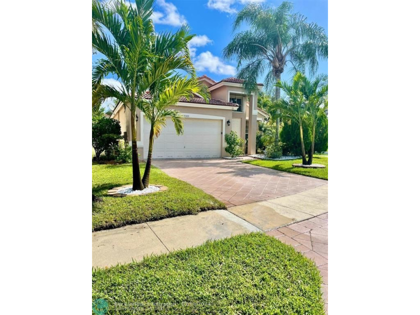 Centrally located between Miami and Palm Beach County, enjoy - Beach Home for sale in Coral Springs, Florida on Beachhouse.com