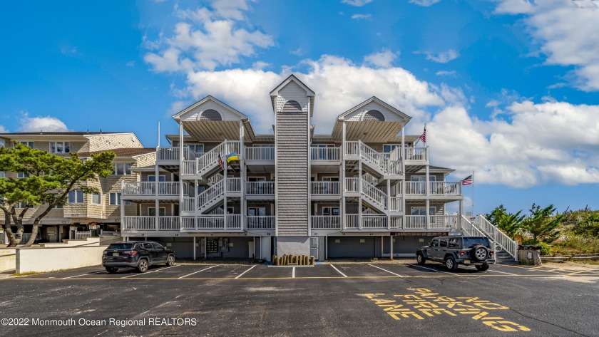 If you are looking for oceanfront living at the Jersey Shore - Beach Condo for sale in Ortley Beach, New Jersey on Beachhouse.com