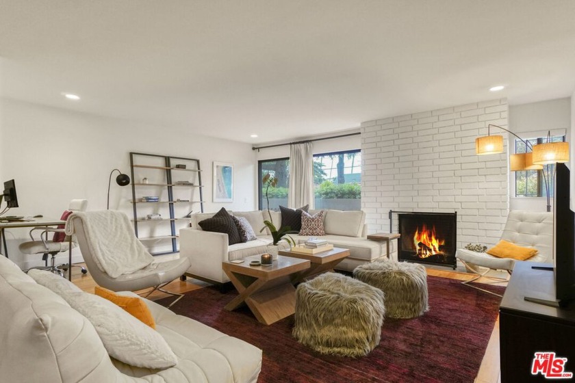 The best value in the heart of Santa Monica in a charming - Beach Condo for sale in Santa Monica, California on Beachhouse.com