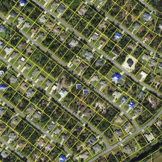 Perfect for building your dream home. Ideal lot located in a - Beach Lot for sale in North Port, Florida on Beachhouse.com