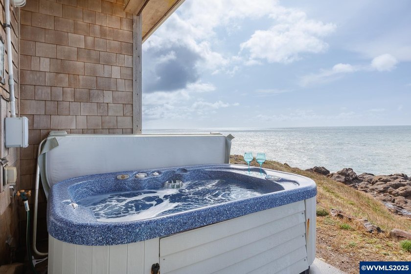 Massive Reduction! View this amazing oceanfront condo in Depoe - Beach Condo for sale in Depoe Bay, Oregon on Beachhouse.com