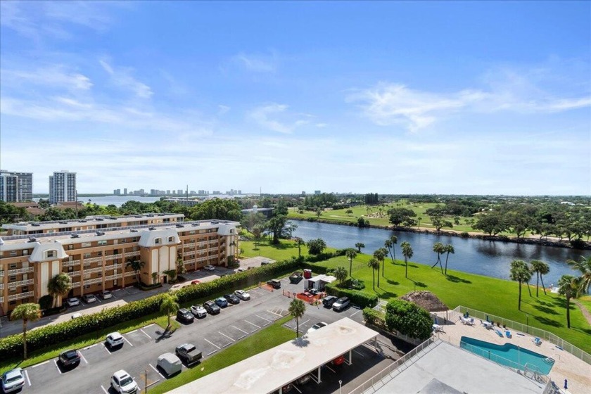 Welcome to your dream waterfront oasis at the Gemini - Beach Condo for sale in North Palm Beach, Florida on Beachhouse.com