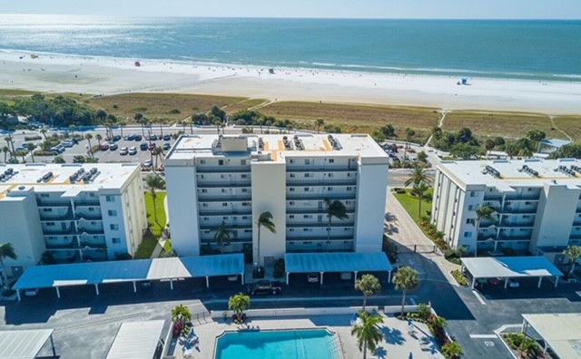 Location! 2BR2BA Condo Siesta Key Beach wGulf Views and Beach - Beach Vacation Rentals in Sarasota, Florida on Beachhouse.com