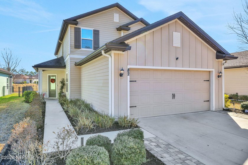 Stunning 5 bedroom, 3.5 bath home with an additional second - Beach Home for sale in St Augustine, Florida on Beachhouse.com