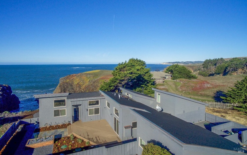 Rare opportunity to own a spectacular ocean front,  recently - Beach Home for sale in Gualala, California on Beachhouse.com