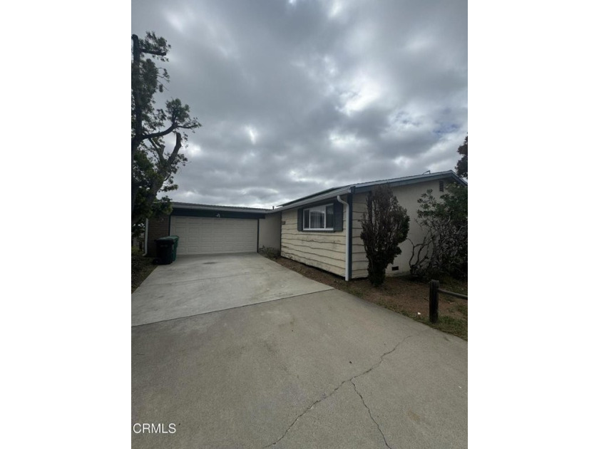 Exclusive Contractor Opportunity! Please review the property - Beach Home for sale in San Diego, California on Beachhouse.com