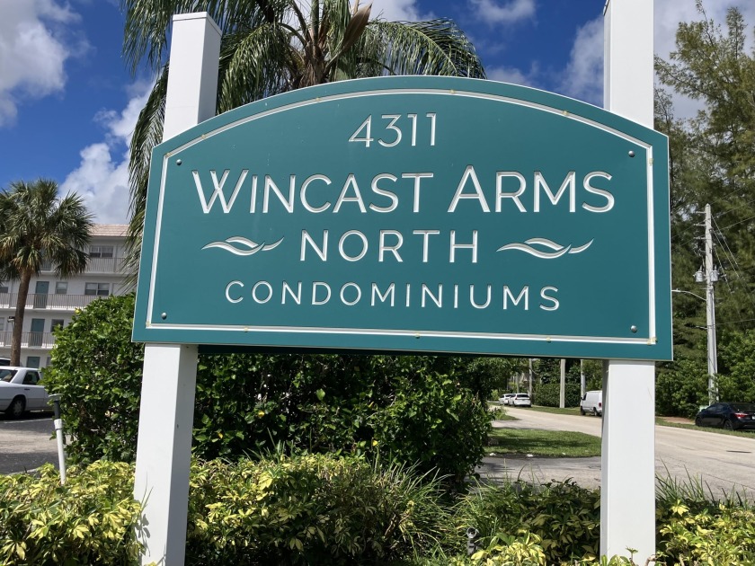 *WINCAST ARM COMMUNITY* BEAUTIFUL CORNER UNIT- FIRST FLOOR - - Beach Condo for sale in Pompano Beach, Florida on Beachhouse.com