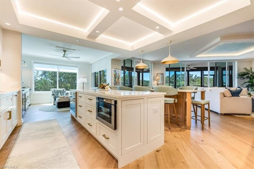 Welcome to apartment 302 in Montego at Cove Towers! This - Beach Condo for sale in Naples, Florida on Beachhouse.com