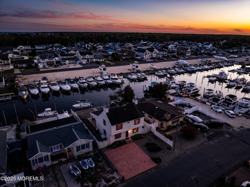 Welcome this move-in ready 3 bedroom, 1.5 bath waterfront home - Beach Home for sale in Lanoka Harbor, New Jersey on Beachhouse.com