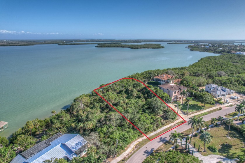 If you're looking for that perfect location in a scenic peaceful - Beach Lot for sale in Marco Island, Florida on Beachhouse.com
