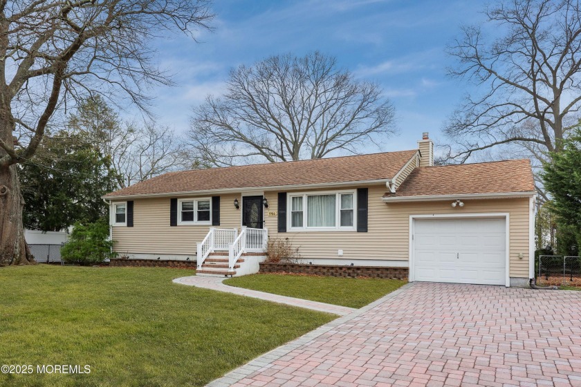 Turnkey 3 bed 1.5 bath with a finished basement that offers an - Beach Home for sale in Oakhurst, New Jersey on Beachhouse.com