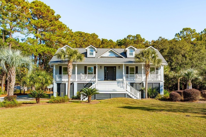 Discover a rare opportunity to own over an acre of land in the - Beach Home for sale in Mount Pleasant, South Carolina on Beachhouse.com