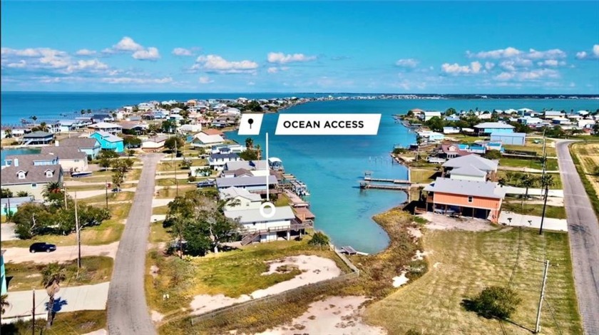 Waterfront Property in Rockport, TX! Take a look at this - Beach Home for sale in Rockport, Texas on Beachhouse.com