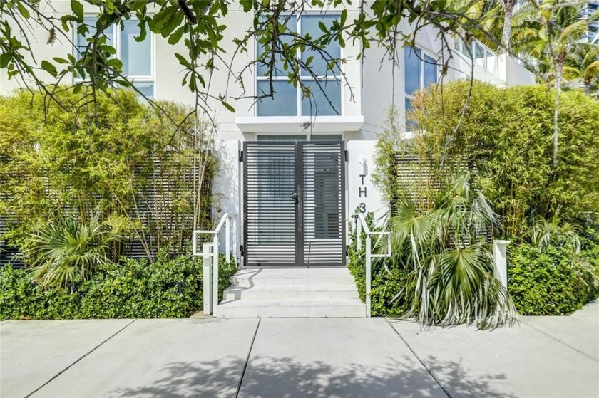 Spacious Townhome at Tiffany House Residences, Fort Lauderdale - Beach Condo for sale in Fort Lauderdale, Florida on Beachhouse.com